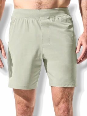 ALO Yoga Repitition Shorts in Limestone Size 2X